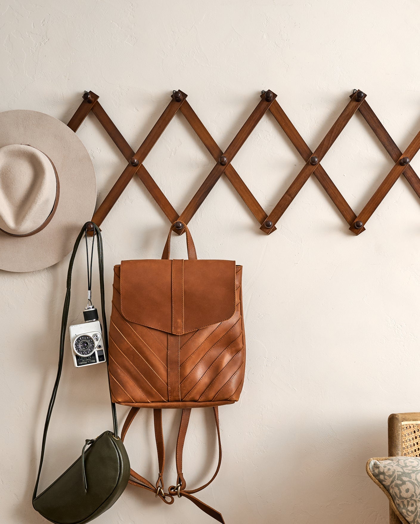 Accordion Wooden Wall Hook