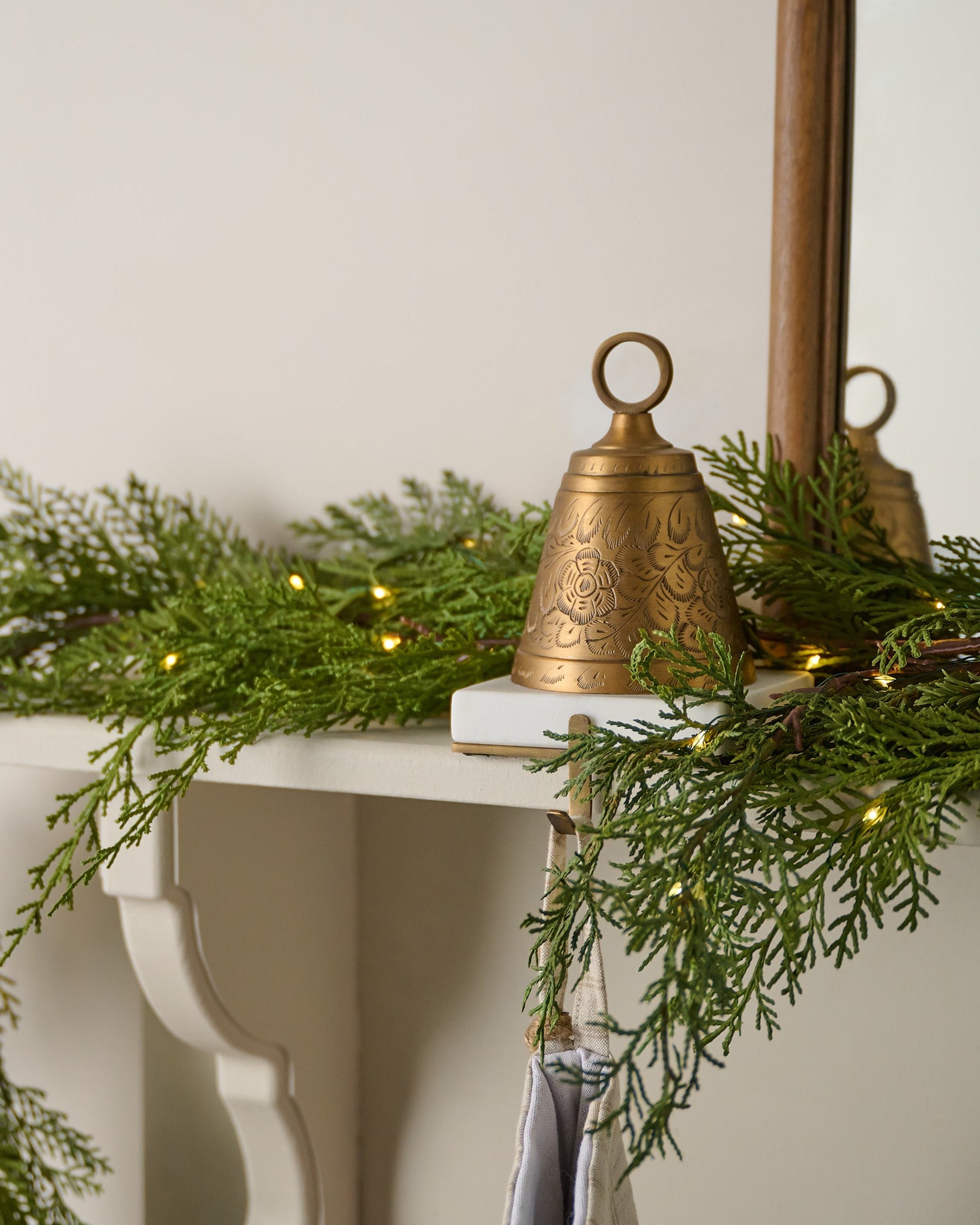 Real Touch Cedar Mix Pre-Lit Garland - 72"