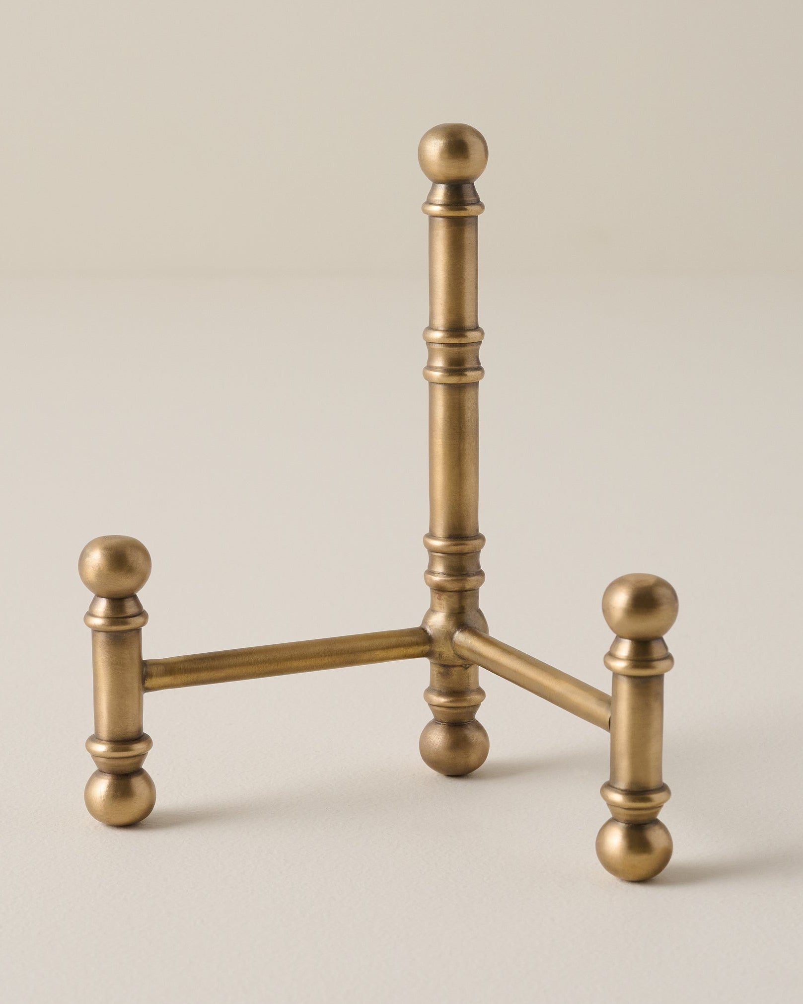Arthur Antiqued Brass Photo Easel