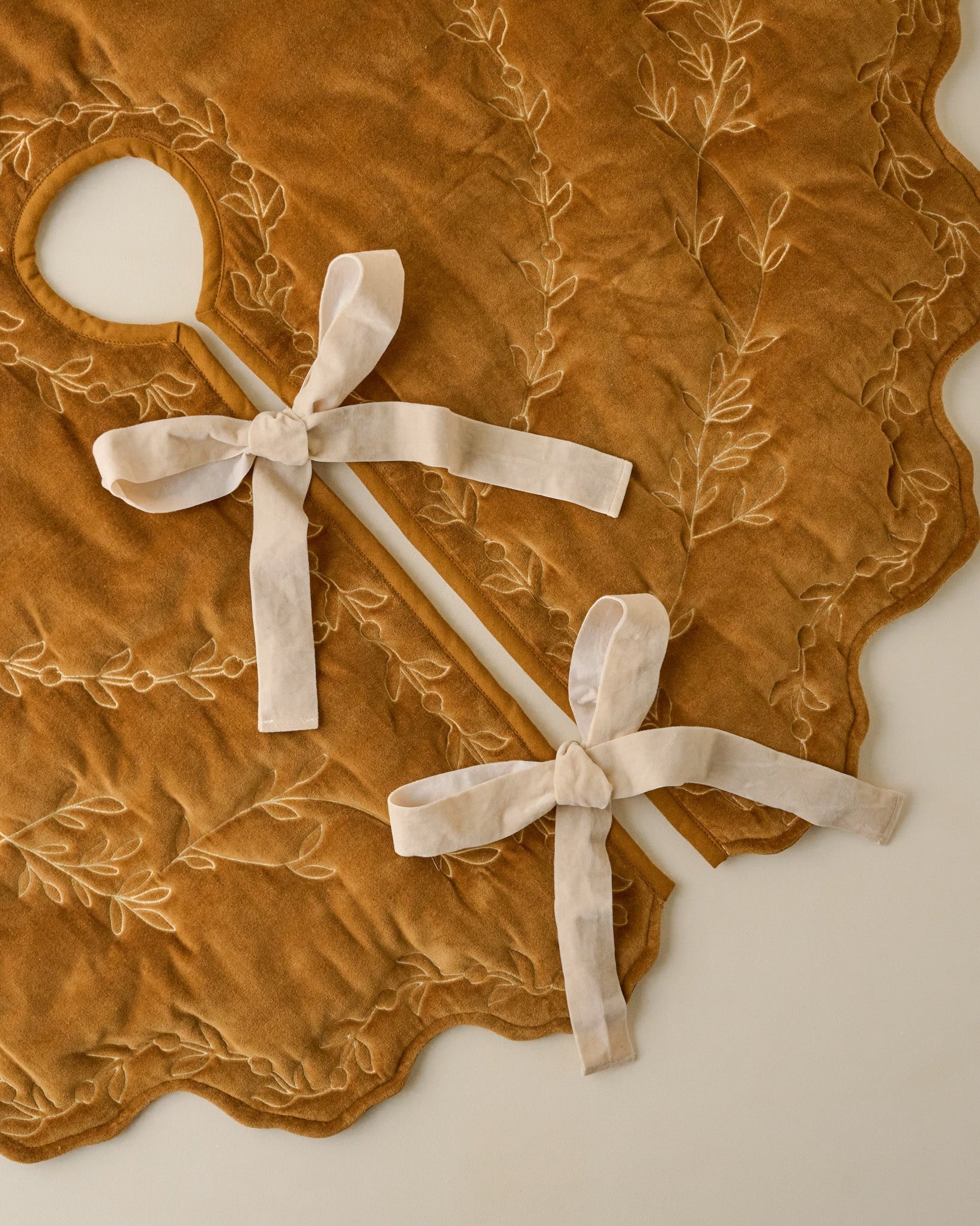 Amber Embroidered Velvet Tree Skirt