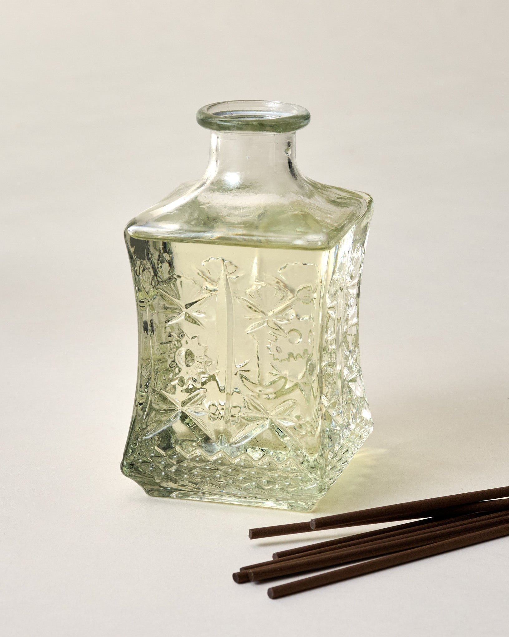 Decanter Diffuser - Santalum