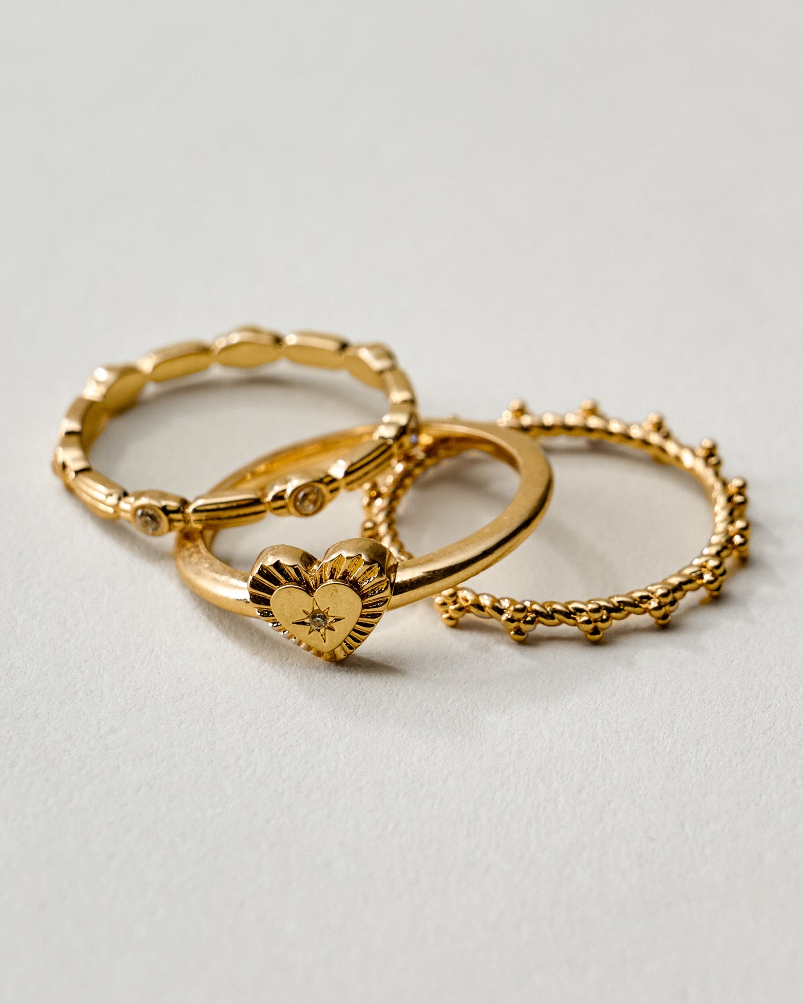 Magnolia Starburst Heart Ring Set