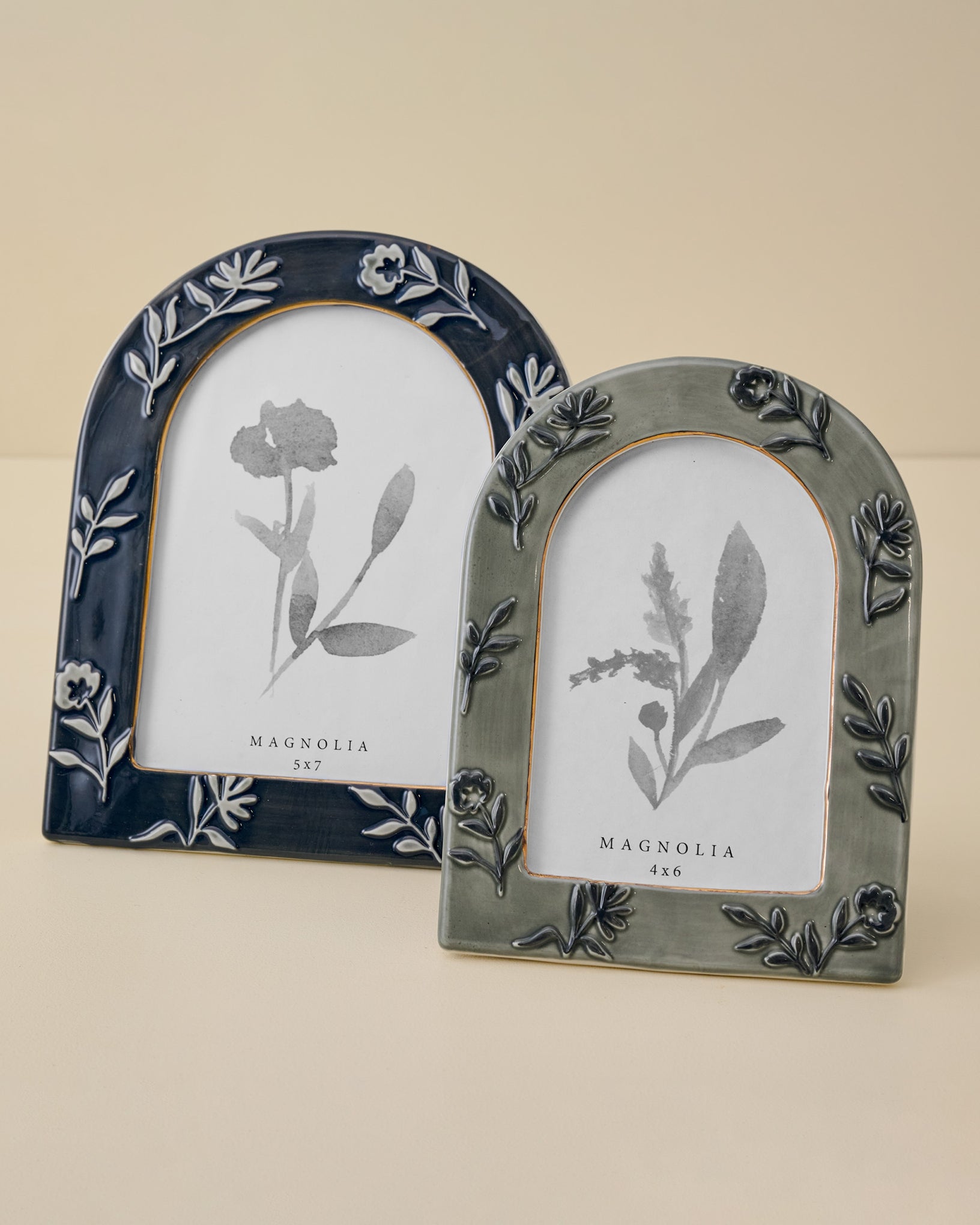 Ceramic Arched Floral Photo Frame
